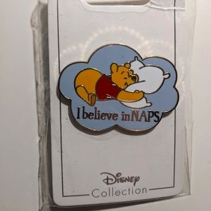 Disney Winnie the Pooh Collectors Pin